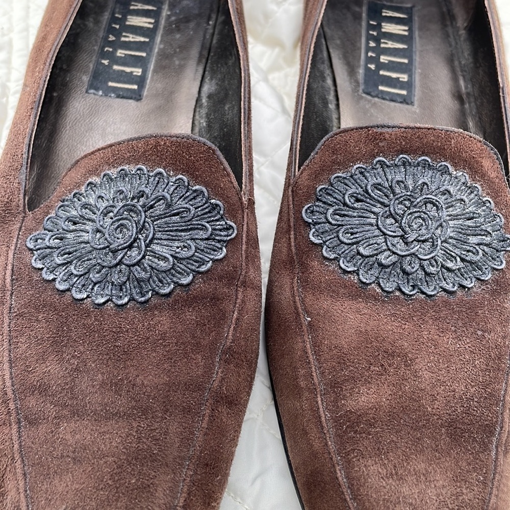 Amalfi Italy Brown & Black Suede Low Heeled Pumps - Size 10B - Picture 2 of 11